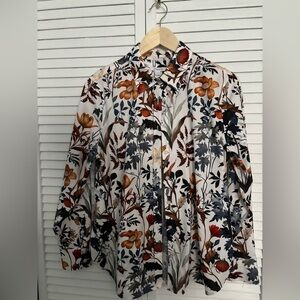 NWOT, Chico's White Cream Button Down Shirt Size 1